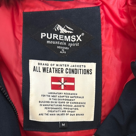 Navy Blue Insulated Puffer Coat with Fur Collar for Extreme Cold Weather - Picture 3 of 11